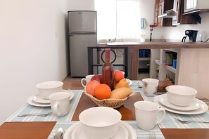 Vila grand | Cozinha privada | Geladeira, micro-ondas, cooktop, cafeteira/chaleira