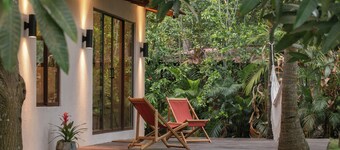 Icaco Refugio de Playa: Exclusiva Villa Rodeada de la Exuberante Selva Tropical