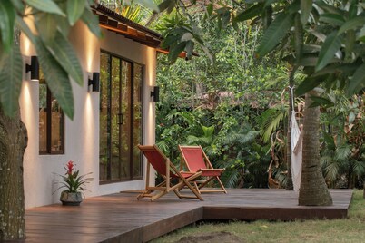 Icaco Refugio de Playa: Exclusiva Villa Rodeada de la Exuberante Selva Tropical