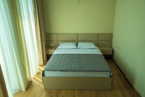 家庭三人房, 阳台 | 私人厨房