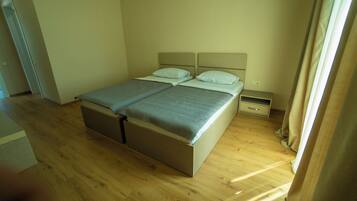 Standard Room, Balcony | Laptop workspace, free WiFi