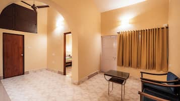 Premium Room | In-room safe, desk, blackout curtains, iron/ironing board