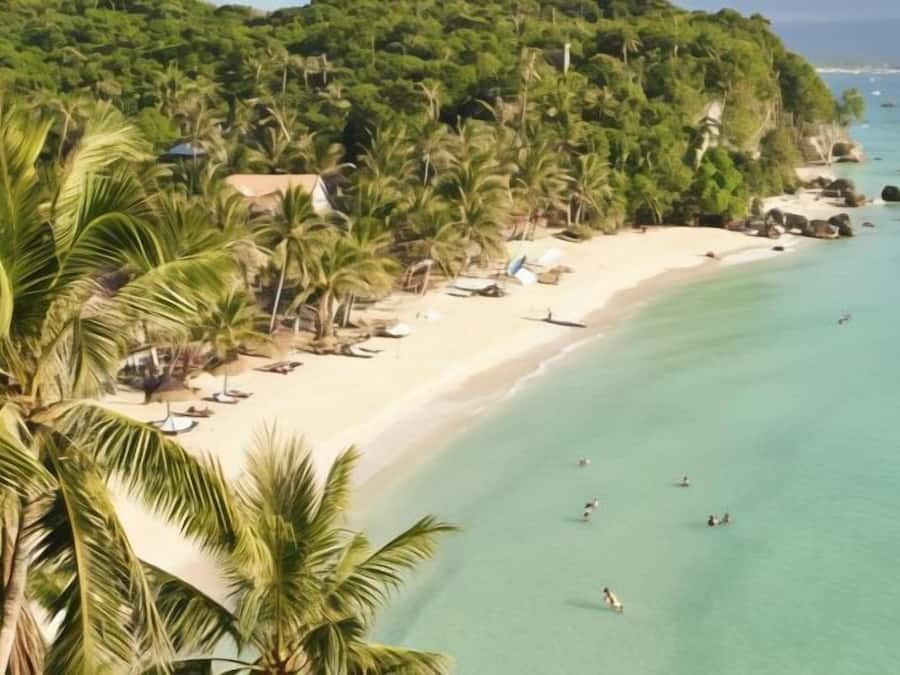 Playa privada cerca y vóley playa