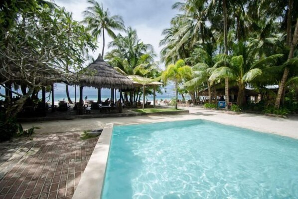 Outdoor pool - Sea Wind Resort (Boracay Island)