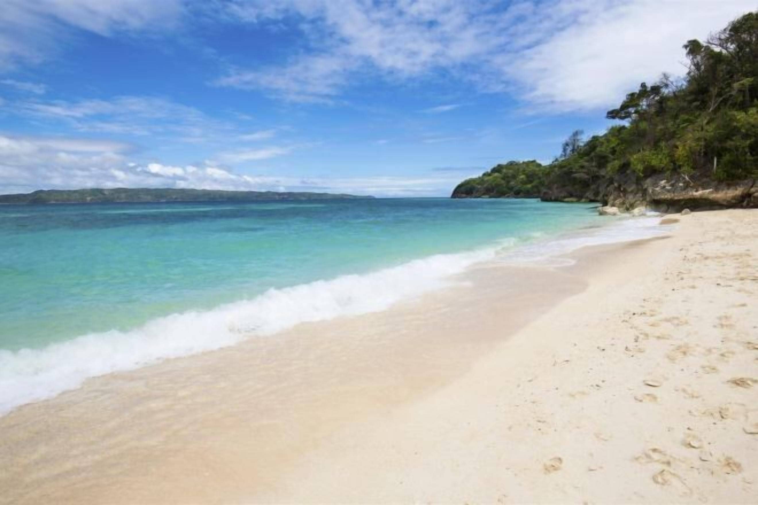 Private beach nearby, beach volleyball