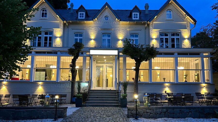 VILLA FIRST im Sophienhof