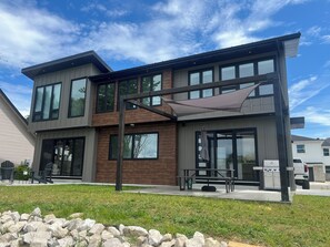 Exterior - Wild Goose Landing- Located near local wineries and breweries (Kingsville)