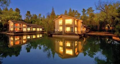 Weisheng Xiangyi Hotel (Xiangyi Building)