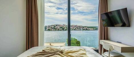 5 chambres, bureau, fer et planche à repasser, Wi-Fi gratuit