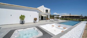 Wonderful Leivathos Villa | Villa Azure.