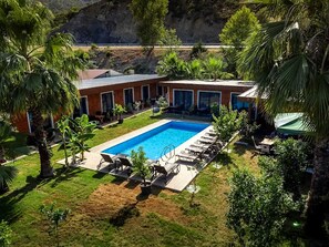 Seasonal outdoor pool - Terra Garden Hotel  (Kemer)