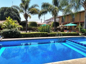 Outdoor pool - Casa Akbal (Malinalco)
