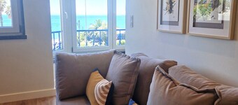 NEW! ESTORIL SEAFRONT 1BEDROOM APARTMENT