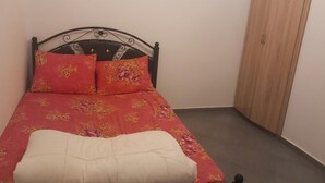 Room - Marrakech Oasis Retreat - 4 Bed Apartment (Marrakech)