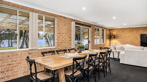 Dining - Luxury Lakefront Hideaway - Your relaxing south coast getaway awaits on the lake (Burrill Lake)