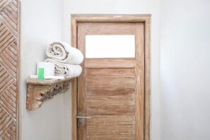 Room - Urbanview Hotel Wayan Mansion (Bali)