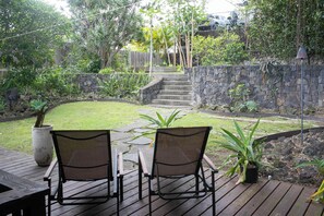 Terrace/patio - Charming townhome with WiFi in Kailua-Kona (Kailua-Kona)