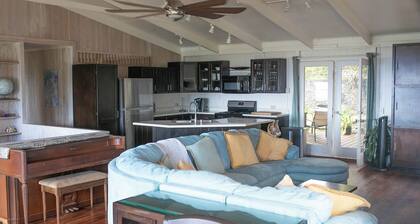 Charming townhome with WiFi in Kailua-Kona