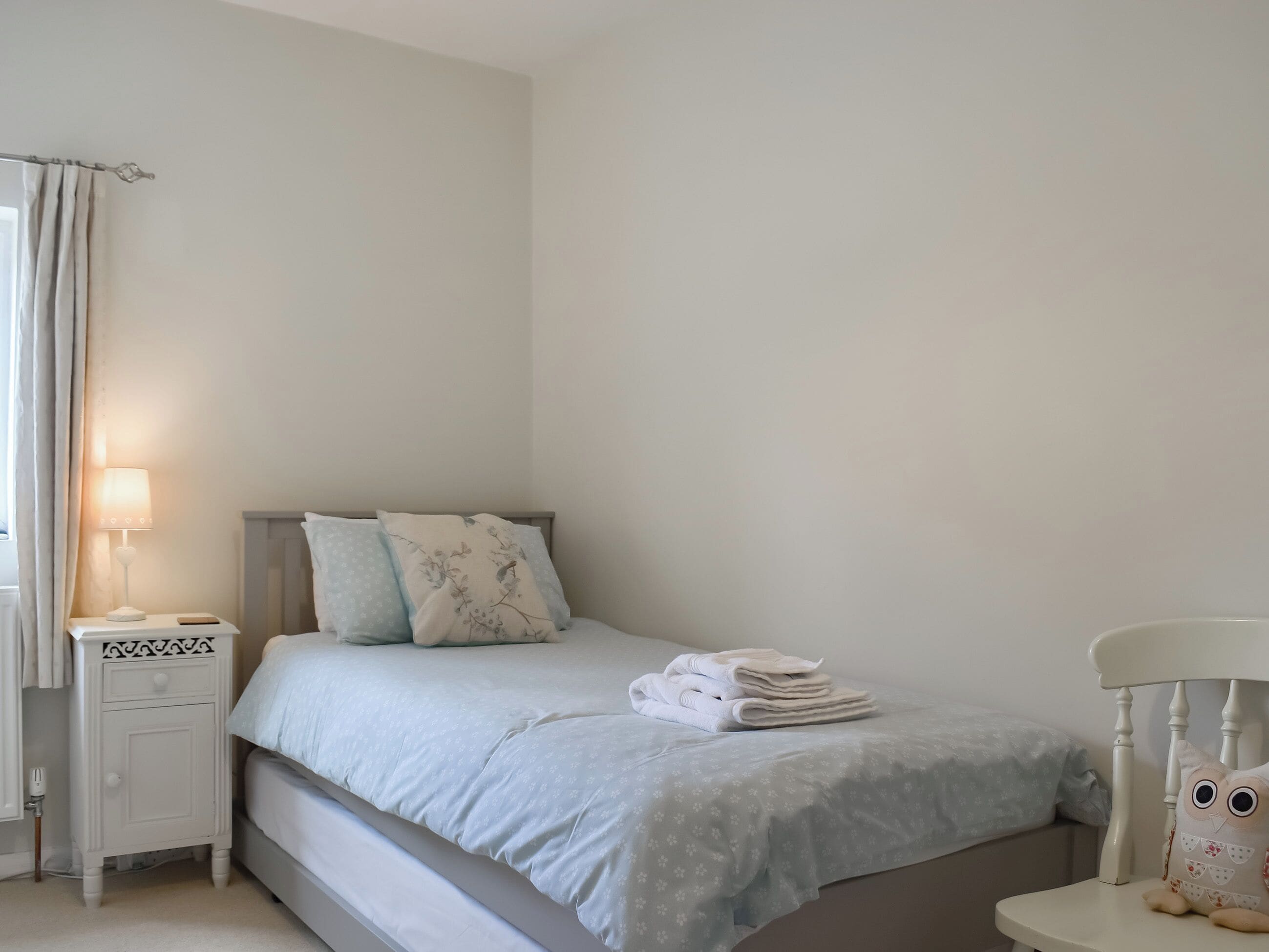 3 bedrooms, WiFi (free), bed sheets