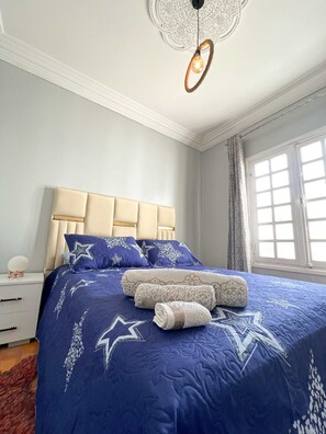 2 bedrooms, iron/ironing board, free WiFi, bed sheets