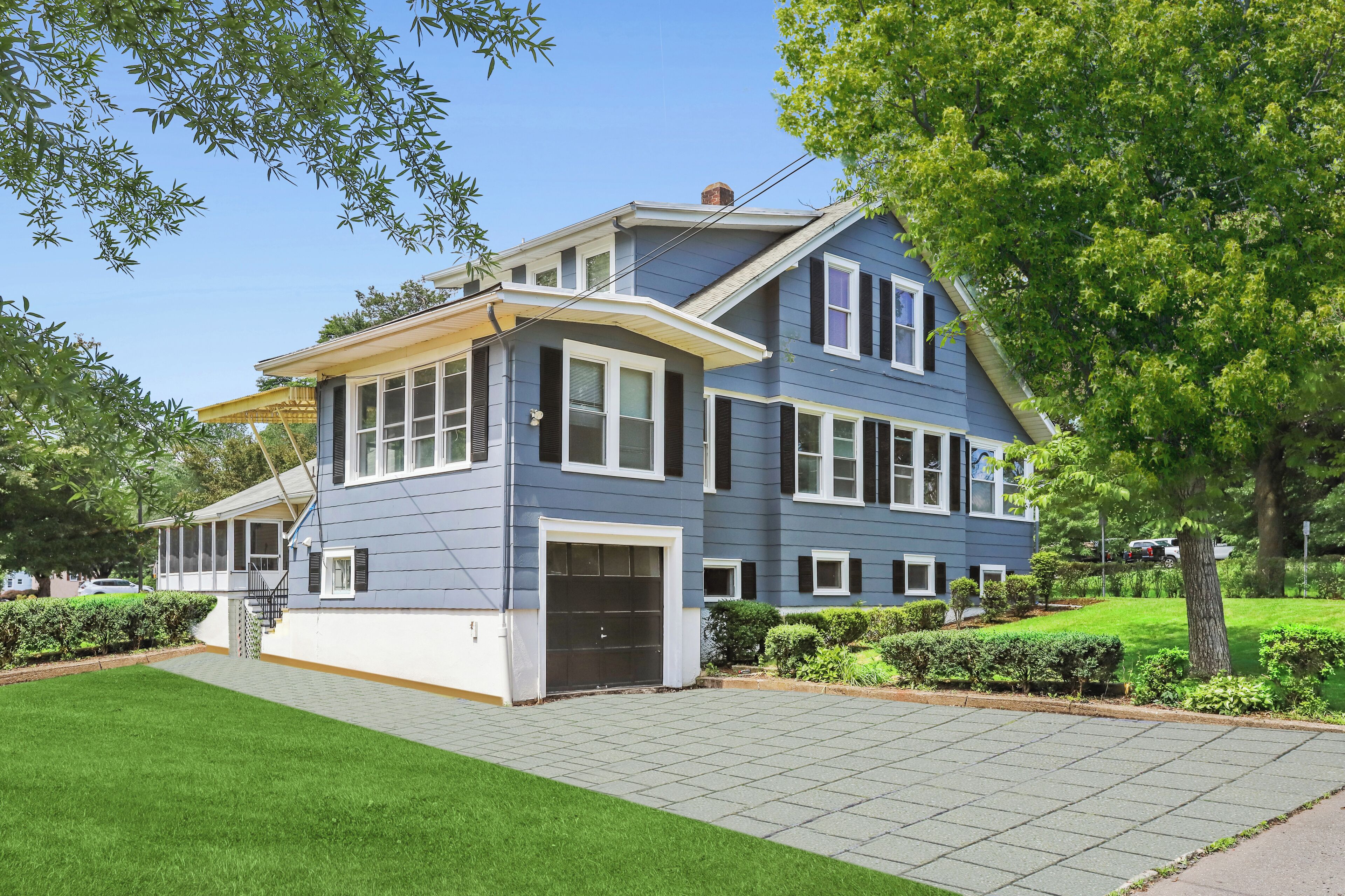 Charming 3-bedroom house in phenomenal Madison with AC, WIFI  Great Location