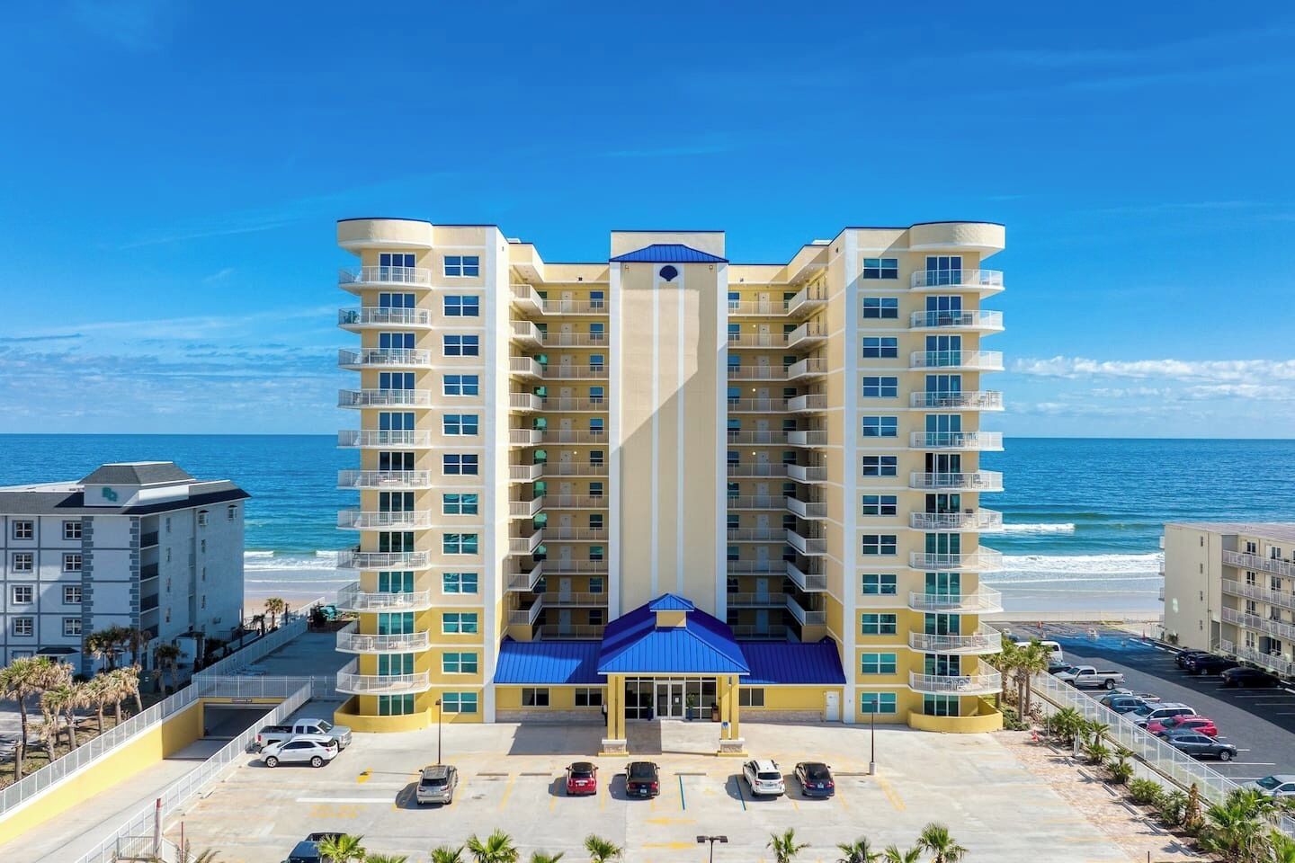 Ocean Beachfront Casa del Ray Condo