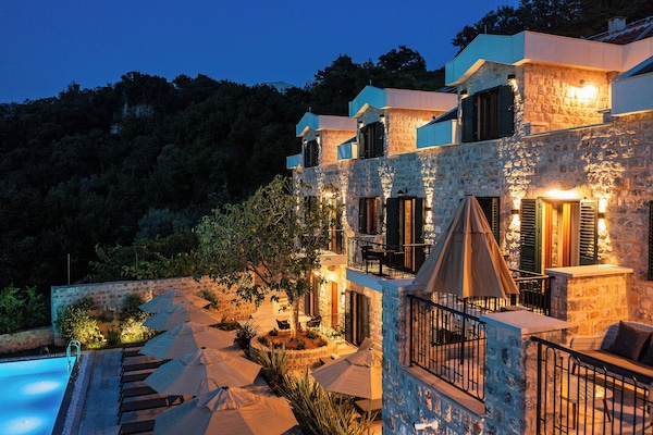 Façana frontal de l'allotjament