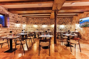 Desayuno continental incluido todos los días 