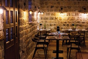 Restaurant - Boutique hotel Ruzmarin Garden&SPA (Budva)