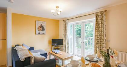 Tranquil lodge with sea views.