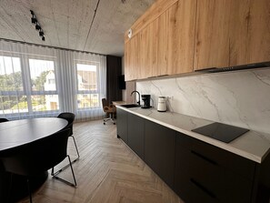 Appartement Deluxe | Rideaux d’obscurcissement, système d’insonorisation