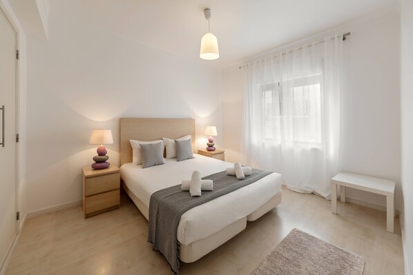 2 bedrooms, iron/ironing board, travel crib, bed sheets