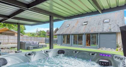 5 bedroom accommodation in Garnant, near Ammanford