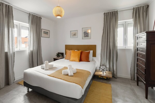 2 bedrooms, iron/ironing board, travel crib, internet - Casa do Alecrim - Castle View (Óbidos)