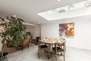 Dining - Casa do Alecrim - Castle View (Óbidos)