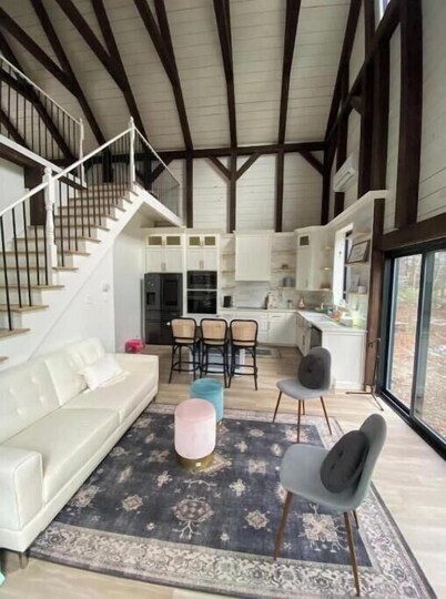 Sophia's Hideaway