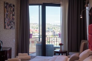 华丽双人房, 城市景观 | 高档床上用品、Select Comfort 床、客房内保险箱、遮光窗帘