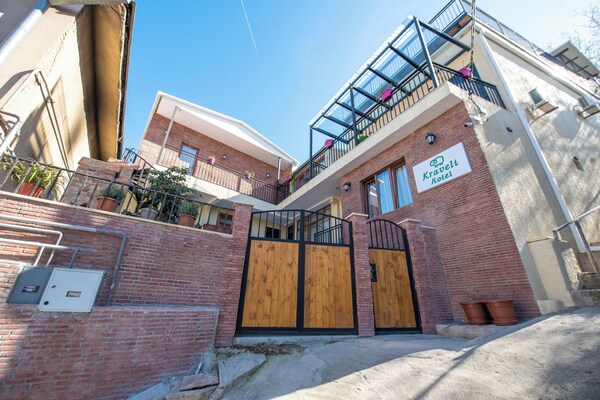 Kraveli Hotel - Tbilisi