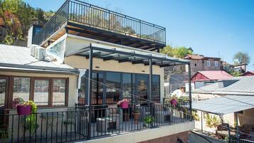 Deluxe Double Room, City View | Terrace/patio