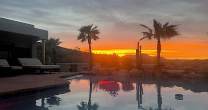 100 mile views! 6000 sq ft 4-bedroom house, salt pool in fabulous Fountain Hills