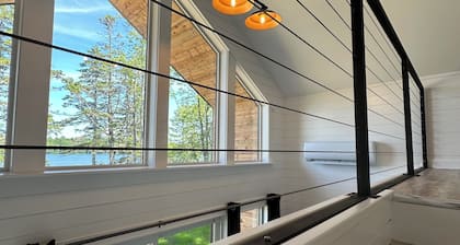 Tiny 1 (private hot tub)