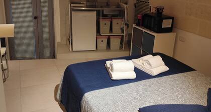 Intimo Monolocale nel Centro Storico di Grottaglie, in Provincia di Taranto