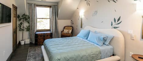 Second floor suite.