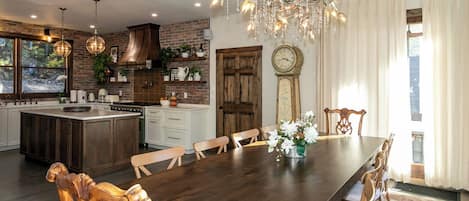 10 foot dining table seats 12-14 comfortably.