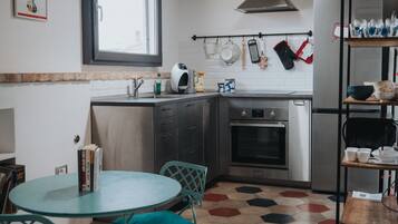 Kühlschrank, Herdplatte, Geschirrspüler