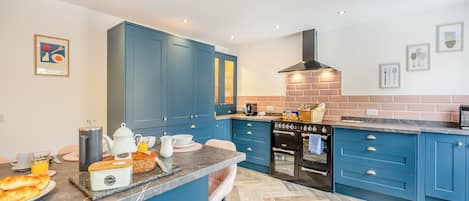 Dishwasher, high chair