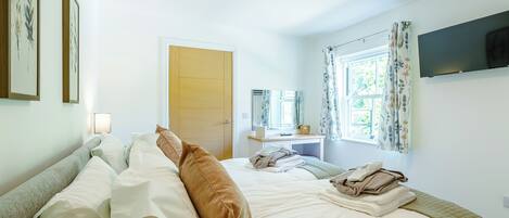 4 chambres, accĂšs au Wi-Fi (inclus), literie fournie