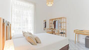 2 chambres, bureau, Wi-Fi, draps fournis