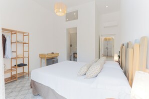 2 chambres, bureau, Wi-Fi, draps fournis