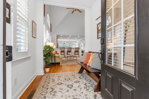 Interior - NEW Putting Green / 5 Mins to Pinehurst / Sleeps 8 (Pinehurst)